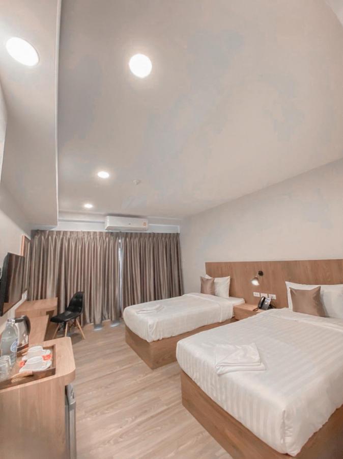 Nakara Hotel, Ubon Ratchathani Buitenkant foto