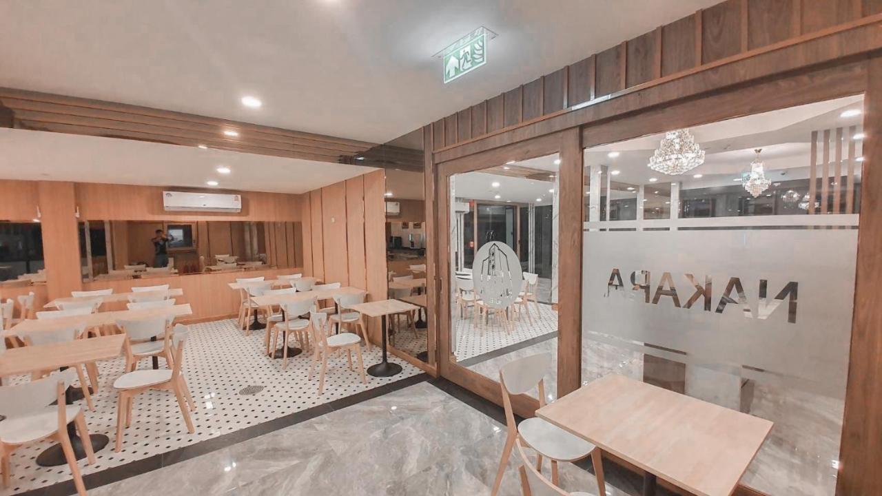 Nakara Hotel, Ubon Ratchathani Buitenkant foto