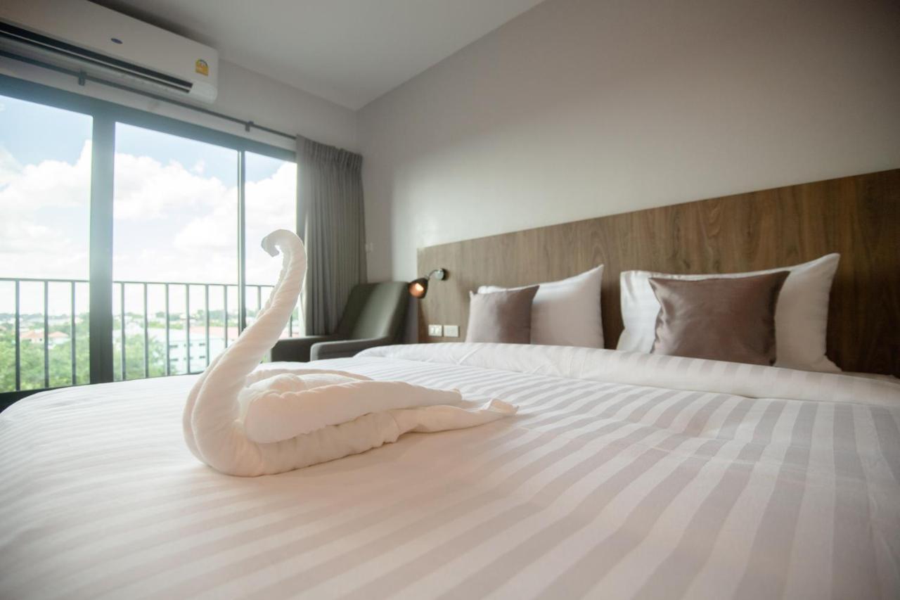 Nakara Hotel, Ubon Ratchathani Buitenkant foto