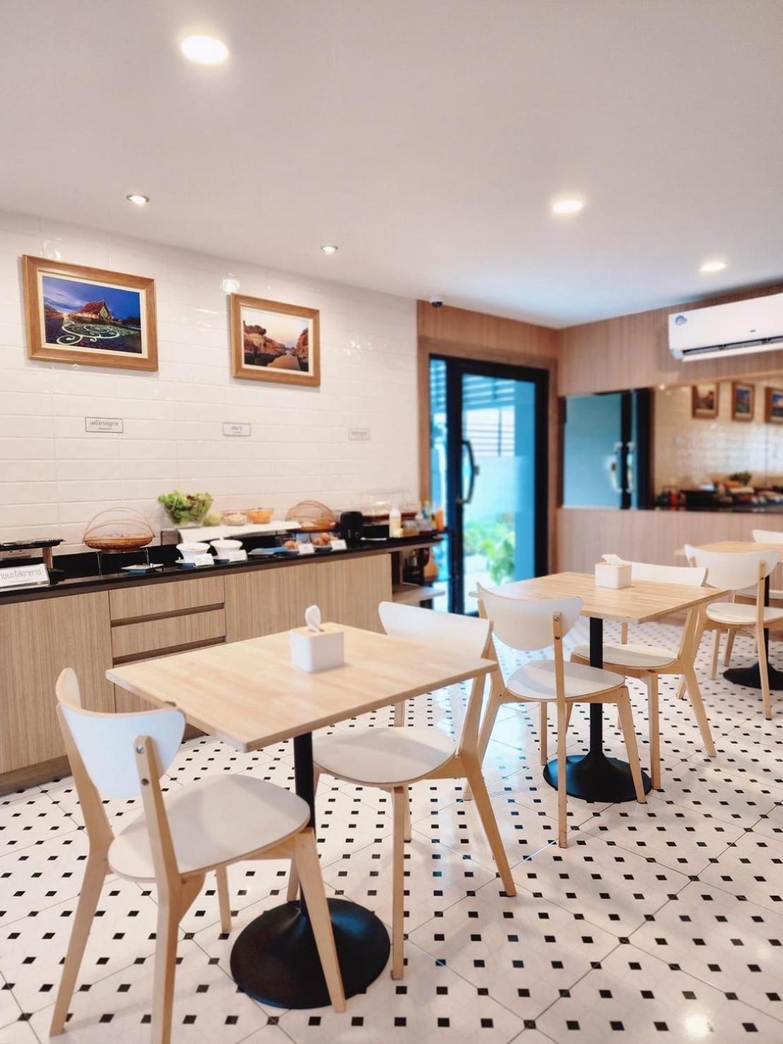 Nakara Hotel, Ubon Ratchathani Buitenkant foto