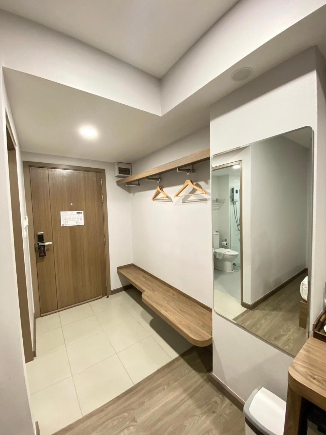 Nakara Hotel, Ubon Ratchathani Buitenkant foto
